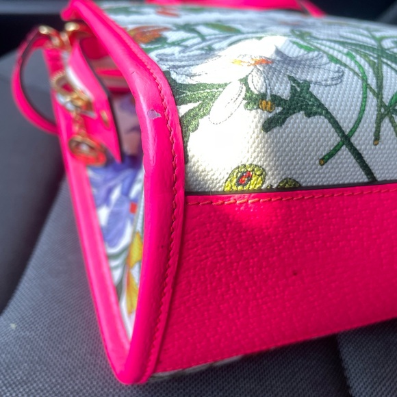 Authentic Gucci Flora Tote in fluorescent pink leather and print canvas - Picture 7 of 17